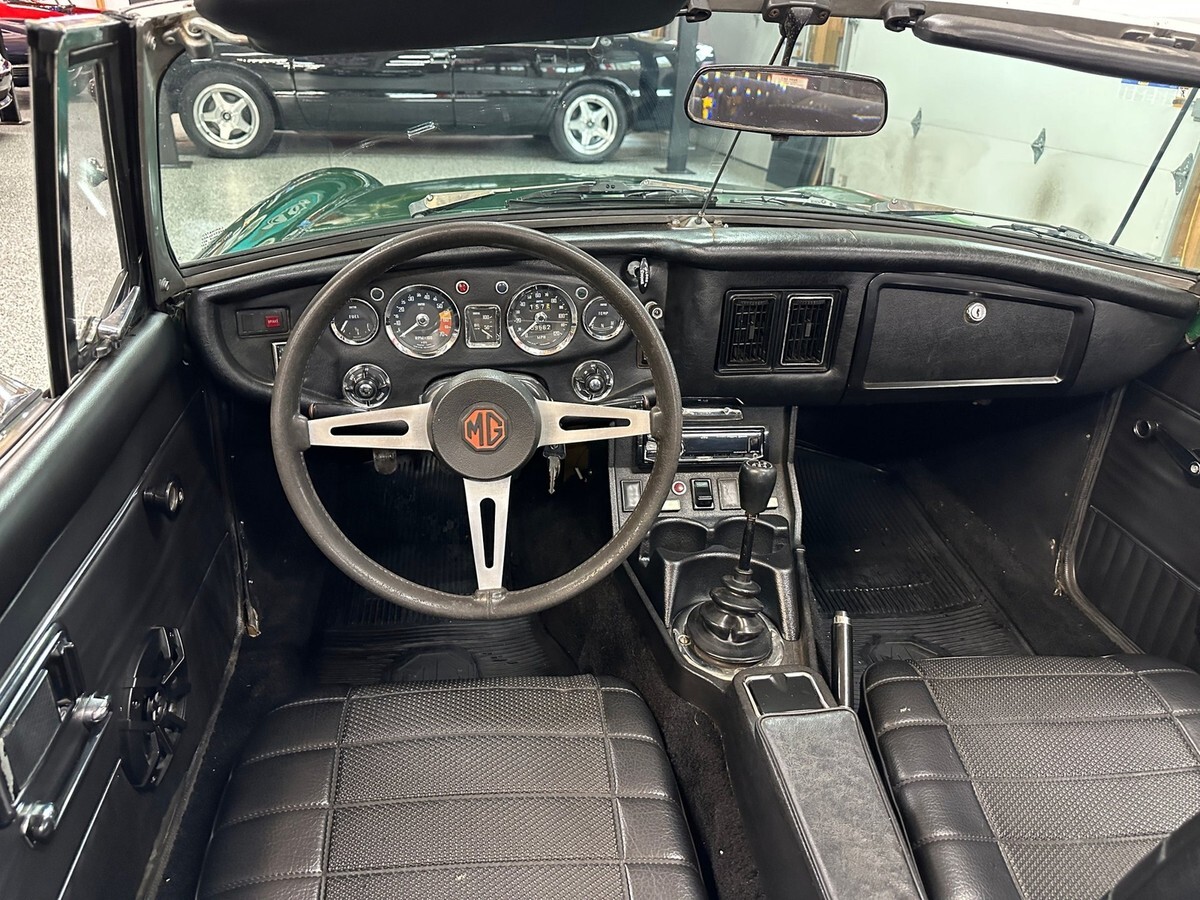 1973 MG MGB Convertible - photo 3