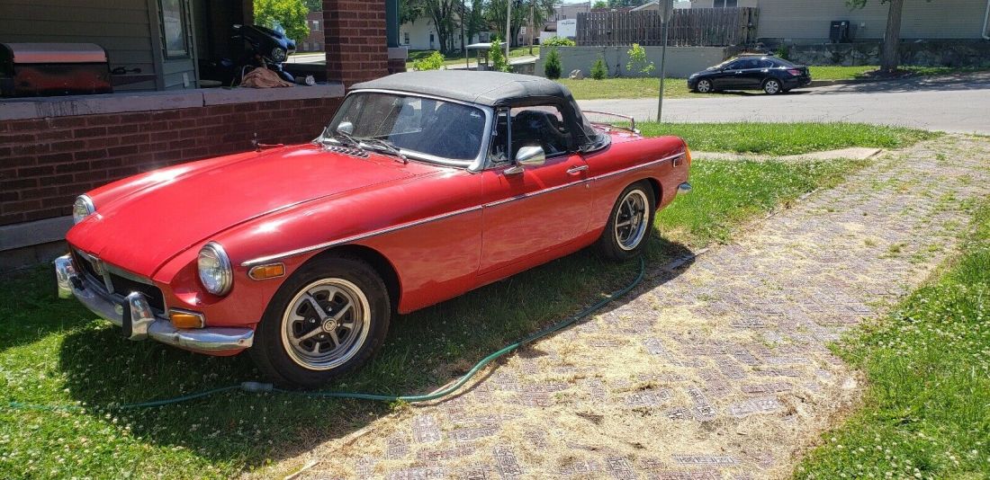 1973 MG MGB Convertible Red RWD Manual mgb 1973 MG MGB mgb