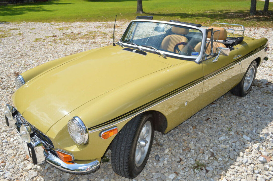 1973 MG MGB Convertible Roadster 1973 MG MGB