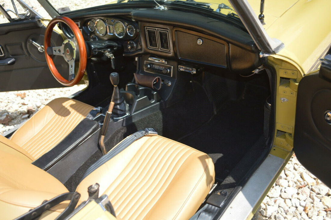 1973 MG MGB - photo 6