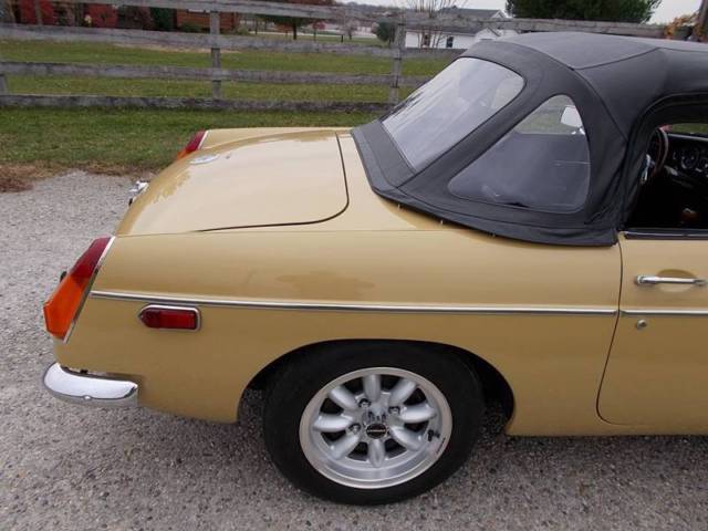 1973 MG MGB ROADSTER - photo 11