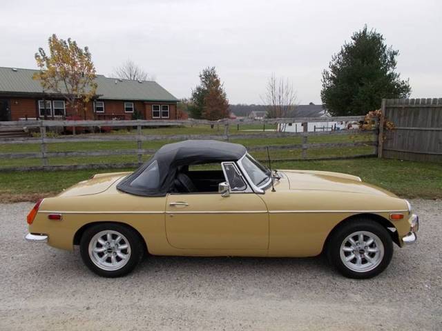 1973 MG MGB ROADSTER - photo 5