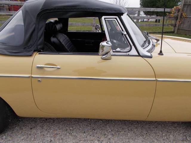 1973 MG MGB ROADSTER - photo 12
