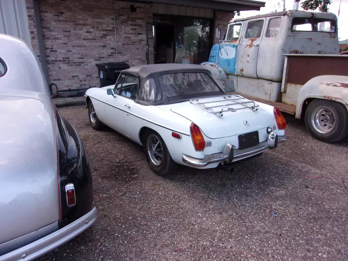 1973 mgb 62,294 miles with air conditioning 1973 MG MGB