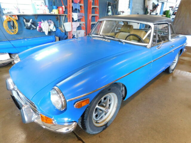 1973 MGB Auto T1285936 1973 MG MGB