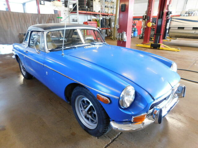 1973 MG MGB - photo 2