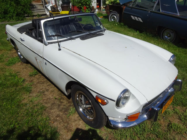 1973 MG MGB - photo 2