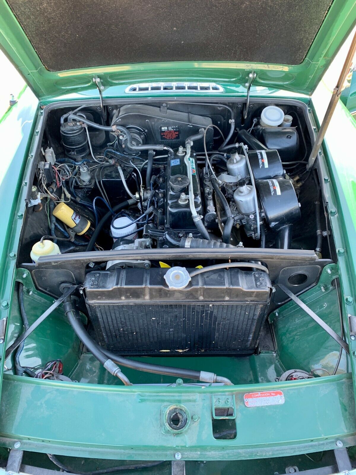 1973 MG MGB GT with Wire Wheels - photo 9