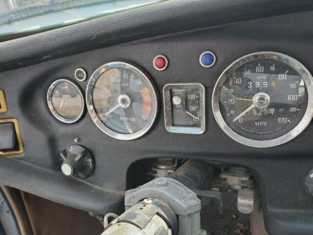 1973 MG MGB GT - photo 8