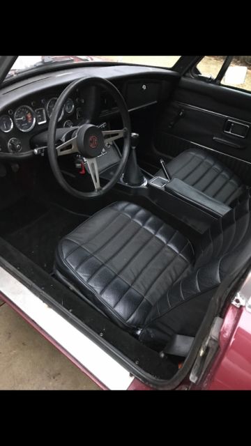 1973 MG MGB GT - photo 3