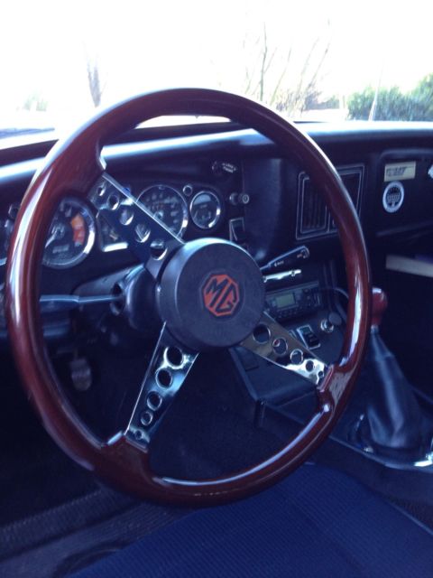 1973 MG MGB GT - photo 3