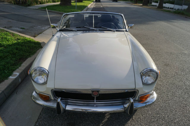 1973 MG MGB MARK III CONVERTIBLE - photo 7