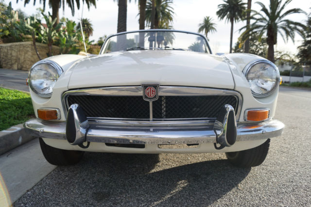 1973 MG MGB MARK III CONVERTIBLE - photo 9