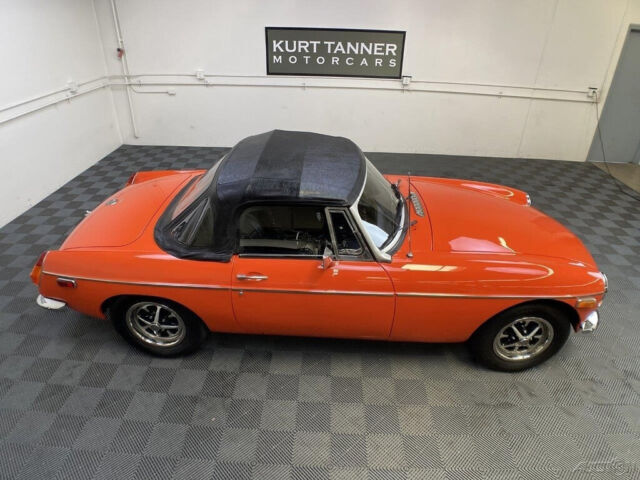 1973 MG MGB 1973 MGB. BLAZE ORANGE WITH BLACK TRIM. - photo 12