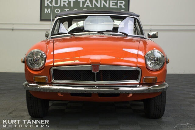 1973 MG MGB 1973 MGB. BLAZE ORANGE WITH BLACK TRIM. - photo 8