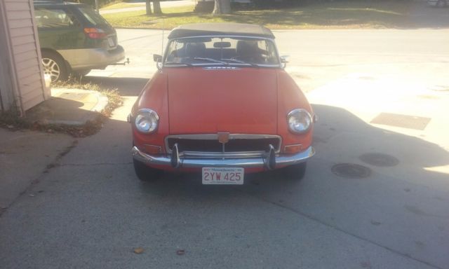 1973 MG MGB Roadster - photo 4