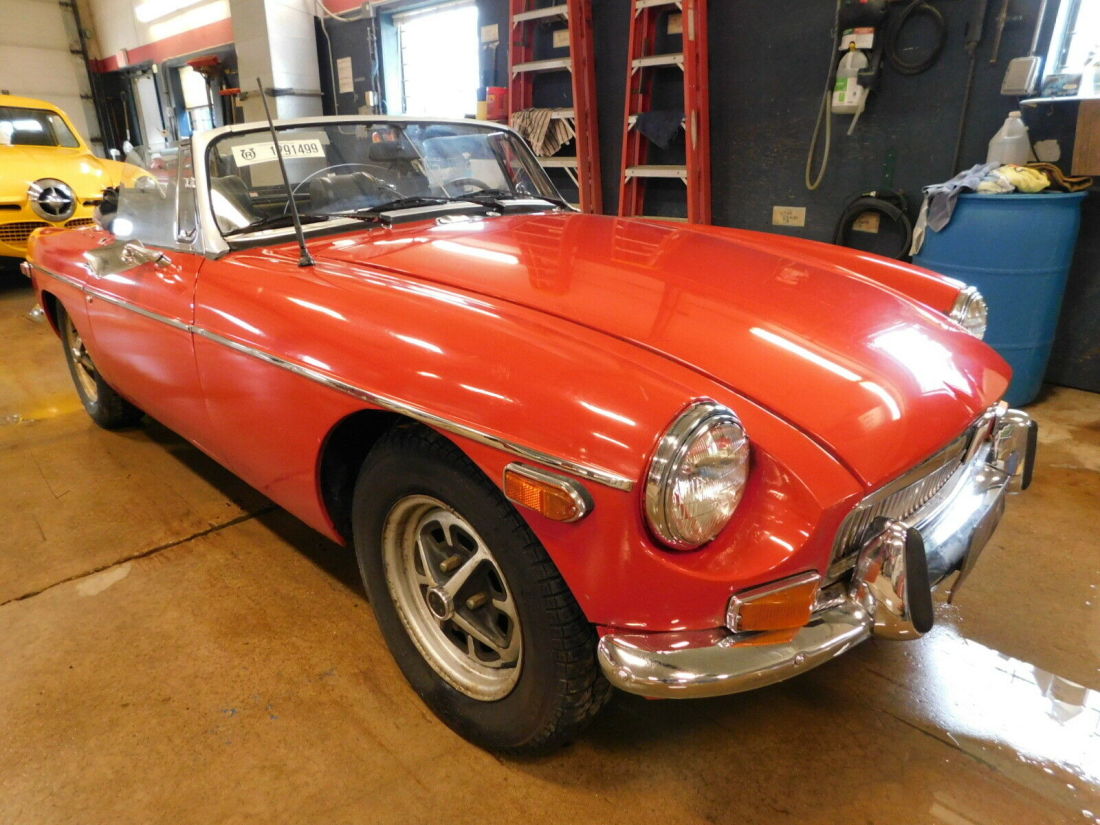 1973 MGB Roadster T1291499 1973 Mini Roadster