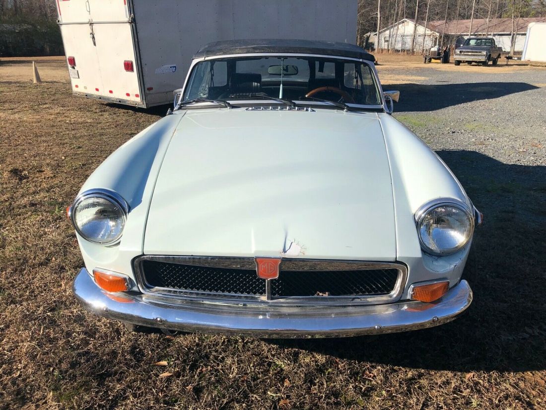 1973 MG MGB - photo 2