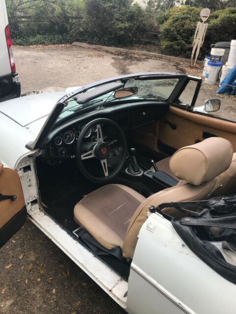 1973 MG MGB Roadster - photo 3