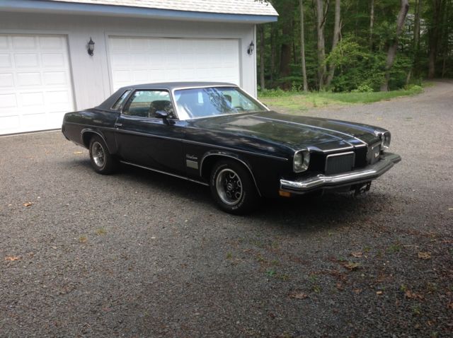 1973 Oldsmobile Cutlass Supreme Base Wagon 4-Door 5.7L 1973 Oldsmobile Cutlass