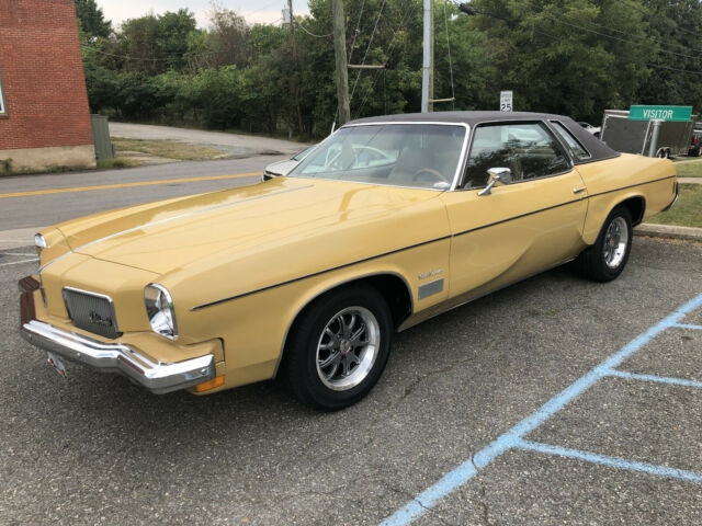1973 Oldsmobile Cutlass Supreme Colonnade Hardtop Coupe 1973 Oldsmobile Cutlass Supreme