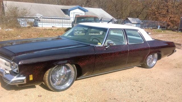 1973 OLDSMOBILE DELTA 88 LOW RIDER, METALFLAKE PAINT, air bag suspension 1973 Oldsmobile Eighty-Eight