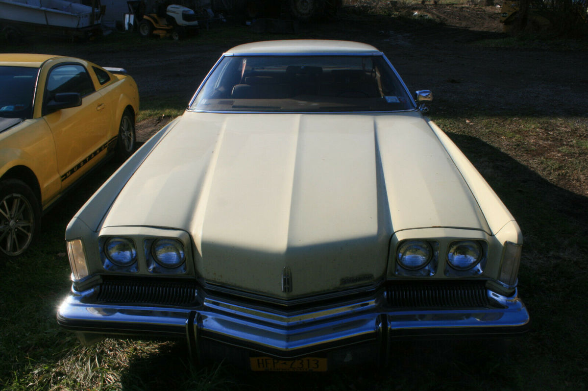 1973 Oldsmobile Toronado - photo 2