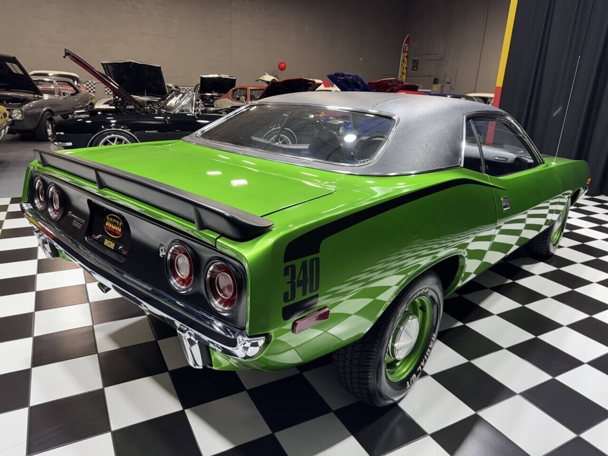 1973 Plymouth Barracuda HYPER GREEN 340cid RESTORED!! - photo 10