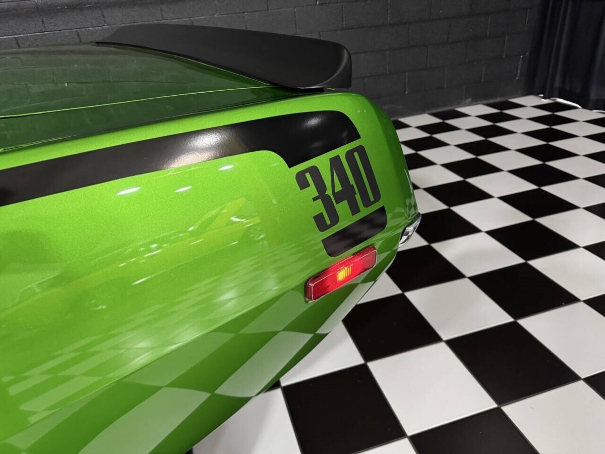 1973 Plymouth Barracuda HYPER GREEN 340cid RESTORED!! - photo 11