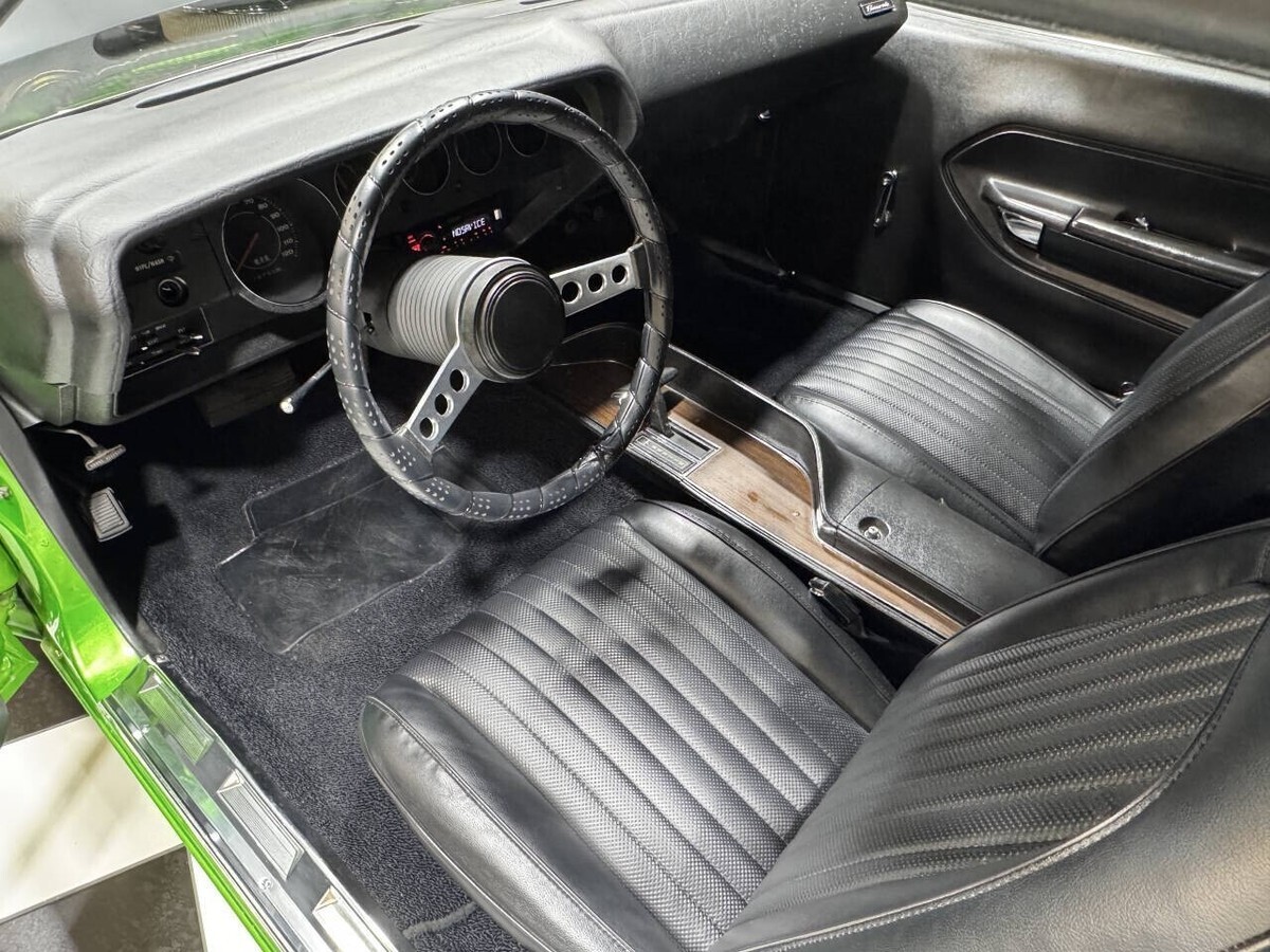1973 Plymouth Barracuda HYPER GREEN 340cid RESTORED!! - photo 7