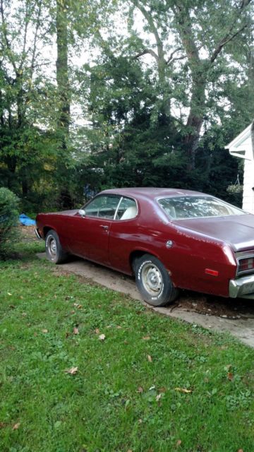 1973 Plymouth Duster 340 4- BBL 1973 Plymouth Duster