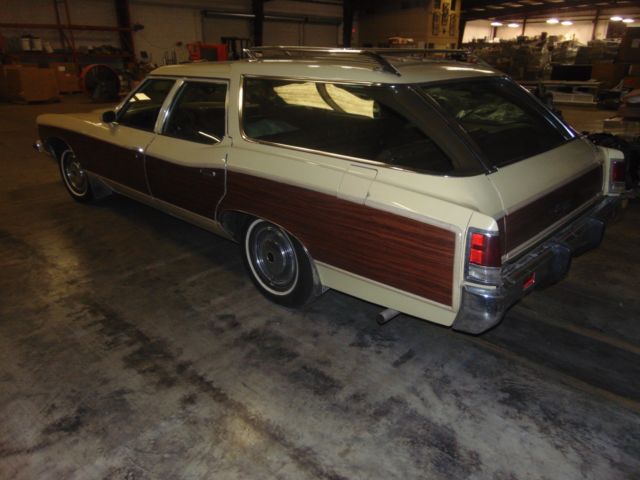 1973 Pontiac Grand Safari - photo 2