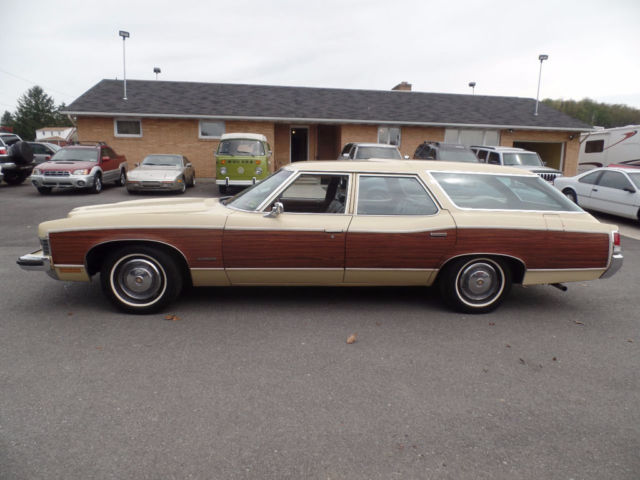 1973 Pontiac Grand Safari Station Wagon - photo 8
