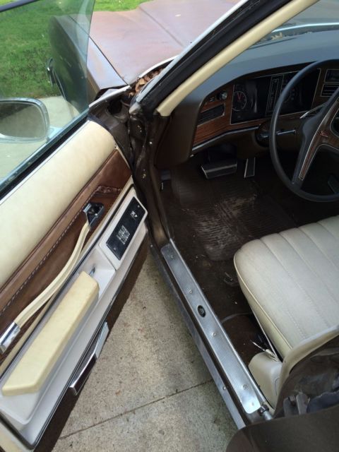 1973 Pontiac Grand Ville - photo 4