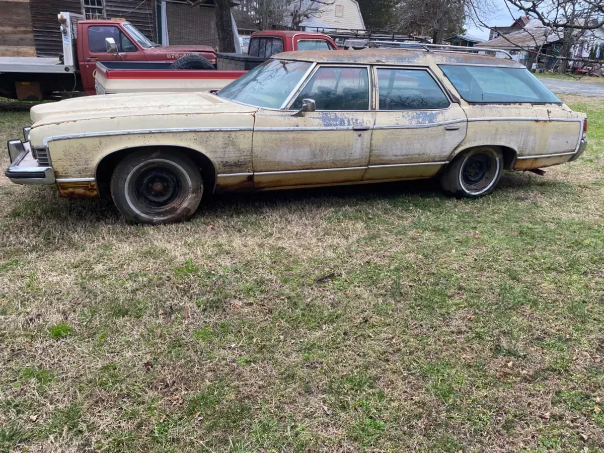 1973 Pontiac Safari Round Back Station Wagon for Parts / Demo Derby 1973 Pontiac Other
