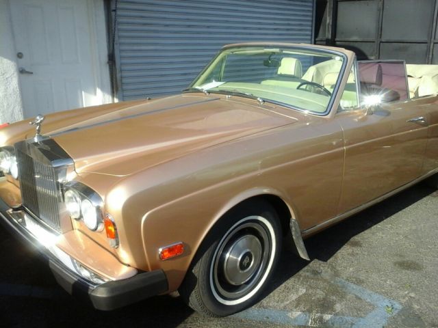 1973 ROLLS ROYCE CONVERTIBLE 1973 Rolls-Royce Corniche