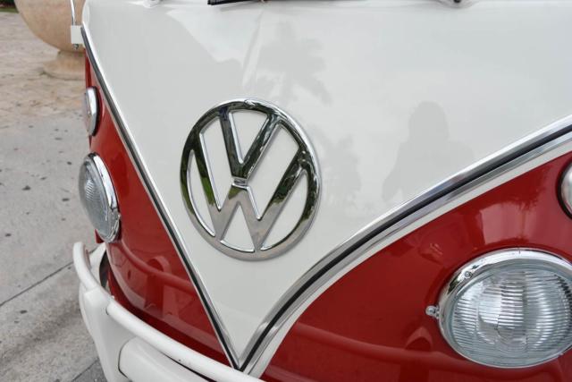 1973 Volkswagen VW Bus 23 Windows Restored! SEE VIDEO!! - photo 9