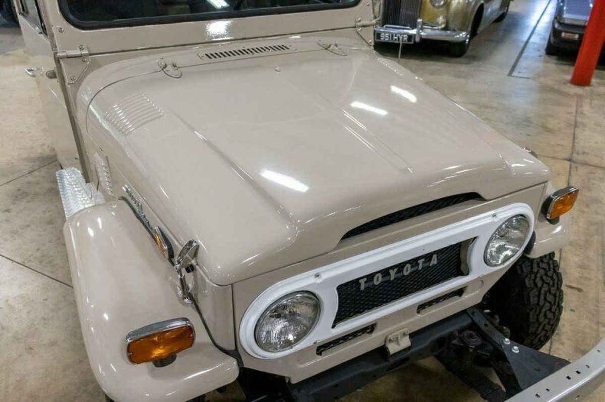1973 Toyota FJ 40 - photo 9