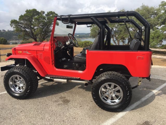 1973 Toyota FJ4 frame off restamod 1973 Toyota Land Cruiser