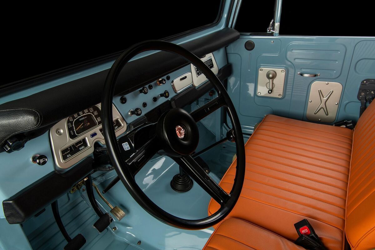 1973 Toyota FJ Cruiser FJ40 Land Cruiser - photo 2