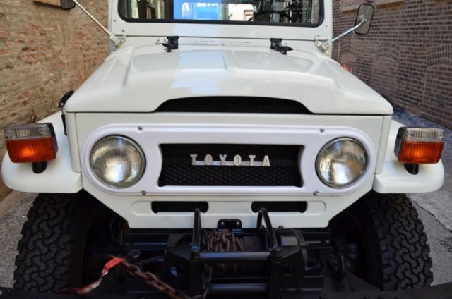 1973 Toyota FJ40 Landcruiser -- - photo 6