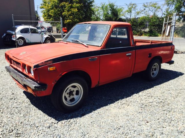 1973 Toyota hilux - photo 2