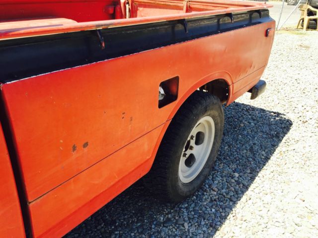 1973 Toyota hilux - photo 4