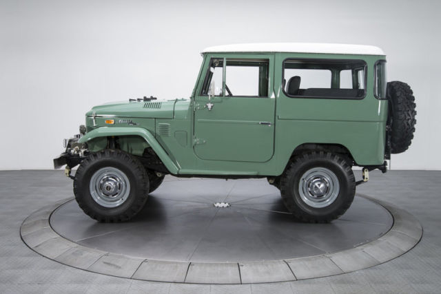 1973 Toyota Land Cruiser FJ40 - photo 6