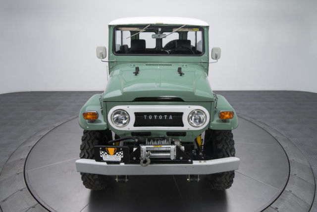 1973 Toyota Land Cruiser FJ40 - photo 9