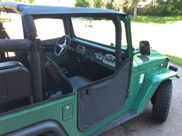 1973 Toyota Land Cruiser FJ40 - photo 5