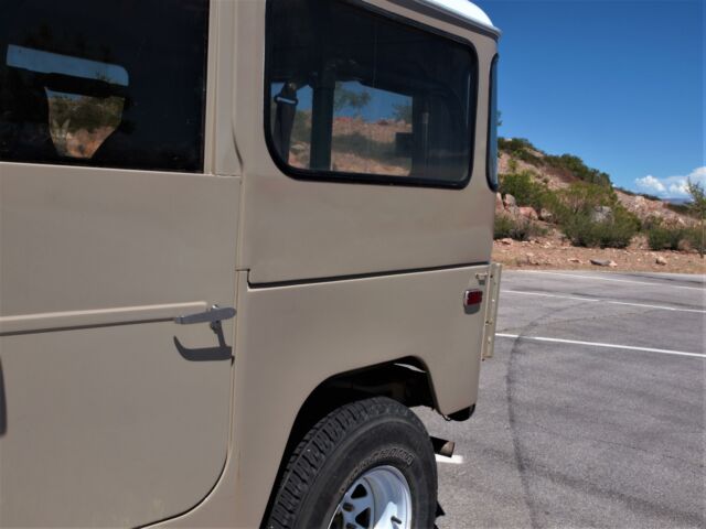 1973 Toyota Land Cruiser RUST FREE DAMAGE FREE FJ40 ALL ORIGINAL - photo 12