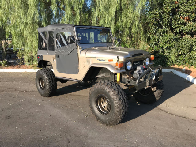 1973 Toyota Land Cruiser FJ40 LS powered Off Road Rock crawler 1973 Toyota Land Cruiser FJ40
