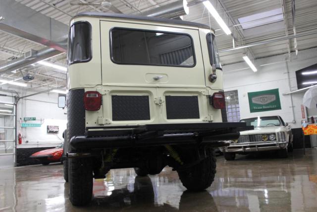 1973 Toyota Land Cruiser -- - photo 12