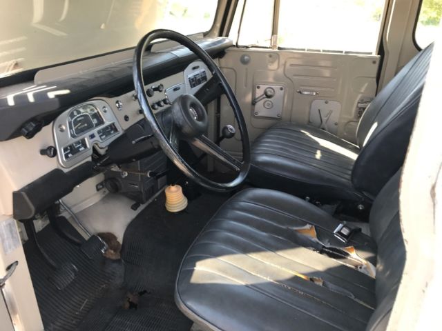 1973 Toyota Land Cruiser FJ40 - photo 9